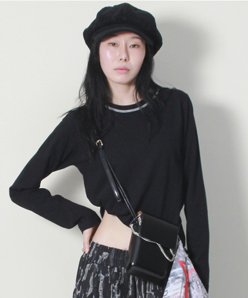 DEMARC(ドゥマーク)の「ネックスティッチポイントセミクロップ長袖Tシャツブラック(Tシャツ/カットソー・レディース・その他・MEDIUM/LARGE)」の1枚目の写真