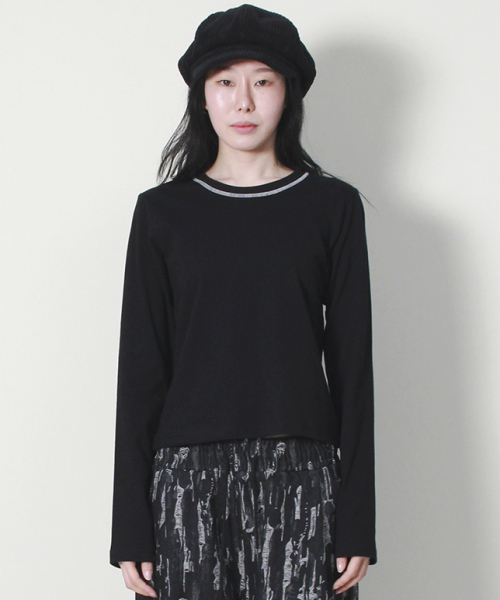 DEMARC(ドゥマーク)の「ネックスティッチポイントセミクロップ長袖Tシャツブラック(Tシャツ/カットソー・レディース・その他・MEDIUM/LARGE)」の8枚目の写真