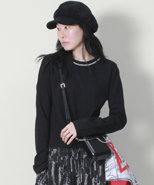 DEMARC(ドゥマーク)の「ネックスティッチポイントセミクロップ長袖Tシャツブラック(Tシャツ/カットソー・レディース・その他・MEDIUM/LARGE)」の5枚目の写真