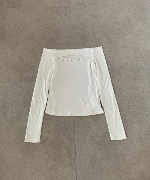 lilful(リルフル)の「【26年春夏新作】デコルテ見せ オフショルダースタッズロンT(Tシャツ/カットソー・レディース・ネイビー/ホワイト/ブラック・F)」の8枚目の写真