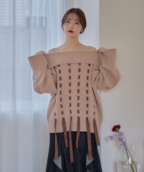 mideal（マイディール）の「ribbon stitch off shoulder knit / リボンステッチオフショルダーニット（ニット/セーター・レディース・チャコールグレー/アイボリー/ピンクベージュ・FREE）」の10枚目の写真