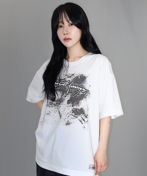 JUSTHANG(ジャストハング)の「オーバーサイズダーティビッグロゴホワイト半袖(Tシャツ/カットソー・メンズ・その他・MEDIUM/LARGE/X-LARGE)」の1枚目の写真