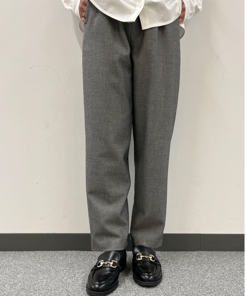 human woman（ヒューマンウーマン）の「◆【ストレッチ素材】2wayストレッチテーパードパンツ（その他パンツ・レディース・グレー/ネイビー・MEDIUM/SMALL）」の9枚目の写真