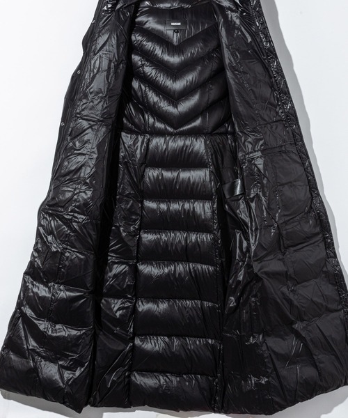 Mackage(マッカージュ)の「Mackage CALINA-R Hooded Light Down Coat マッカージュ カリーナ フーディ ライトダウン コード(ダウンジャケット/コート・レディース・ブラック・MEDIUM/SMALL/X-SMALL)」の14枚目の写真