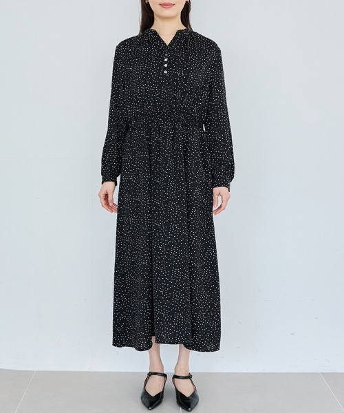 LAVEANGE(ラビアンジェ)の「【洗える】デシンドットワンピース│シーンレスに活躍/ドット/キッパーネック/ロング丈/体型カバー(ワンピース・レディース・ブラック・M/5L/4L/3L/LL)」の15枚目の写真