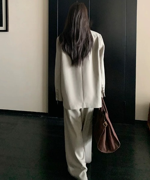 ViViDAY(ビビデー)の「【上下2点セット】ルーズシルエットテーラードジャケット+ワイドパンツ(セットアップ・レディース・グレー・M)」の9枚目の写真