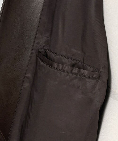 LOEFF(ロエフ)の「【別注】<UNITED ARROWS × LOEFF>ラムレザー カバーオール ジャケット MENS(その他アウター・メンズ・ブラック/ダークブラウン・L/M/S)」の10枚目の写真