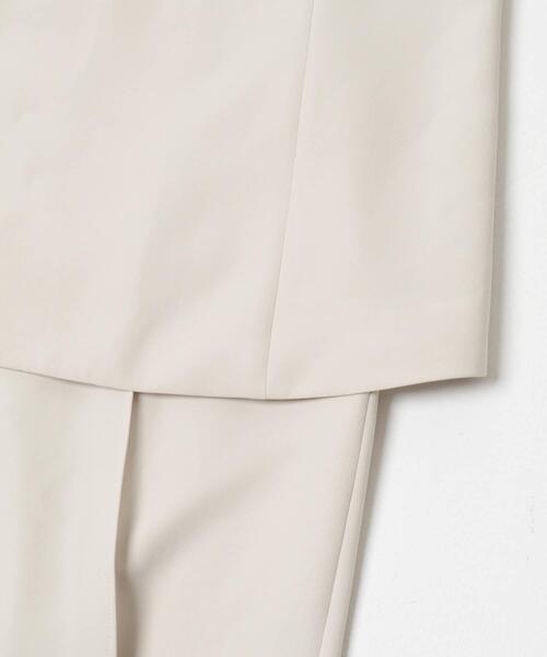 URBAN RESEARCH ROSSO WOMEN（アーバンリサーチ　ロッソ）の「『WEB/一部店舗限定』『SHORT/TALLサイズあり』ペプラムブラウス+テーパードパンツ（セットアップ・レディース・ネイビー/ホワイト系その他・36/TALL/38/SHORT）」の16枚目の写真