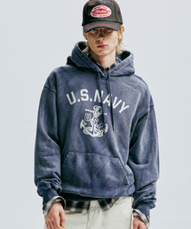 KND（ケイエヌディ）の「USN VTG ダイインフーディダスティネイビー（パーカー）」