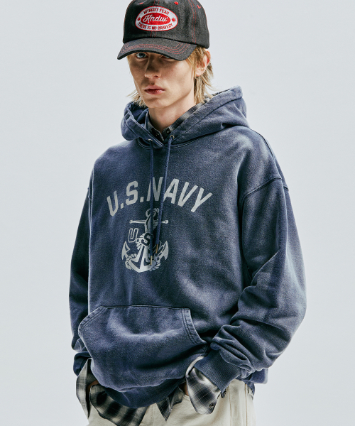KND(ケイエヌディ)の「USN VTG ダイインフーディダスティネイビー(パーカー・メンズ・その他・1(M)/2(L))」の3枚目の写真