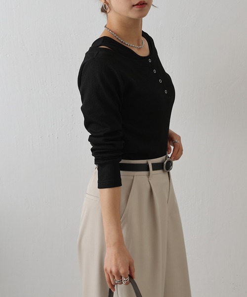 COLONY 2139（コロニートゥーワンスリーナイン）の「テレコレイヤードヘンリーネックプルオーバー（Tシャツ/カットソー・レディース・ブラック/グレー/チャコールグレー・FREE）」の6枚目の写真