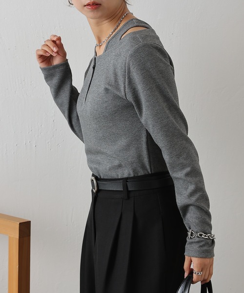 COLONY 2139（コロニートゥーワンスリーナイン）の「テレコレイヤードヘンリーネックプルオーバー（Tシャツ/カットソー・レディース・ブラック/グレー/チャコールグレー・FREE）」の13枚目の写真