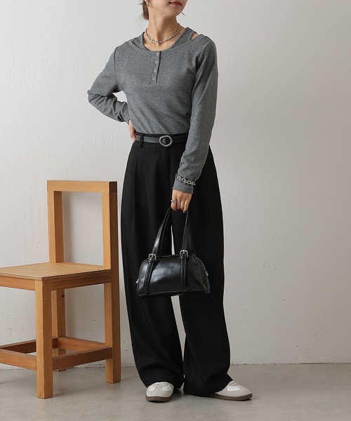 COLONY 2139（コロニートゥーワンスリーナイン）の「テレコレイヤードヘンリーネックプルオーバー（Tシャツ/カットソー・レディース・ブラック/グレー/チャコールグレー・FREE）」の16枚目の写真