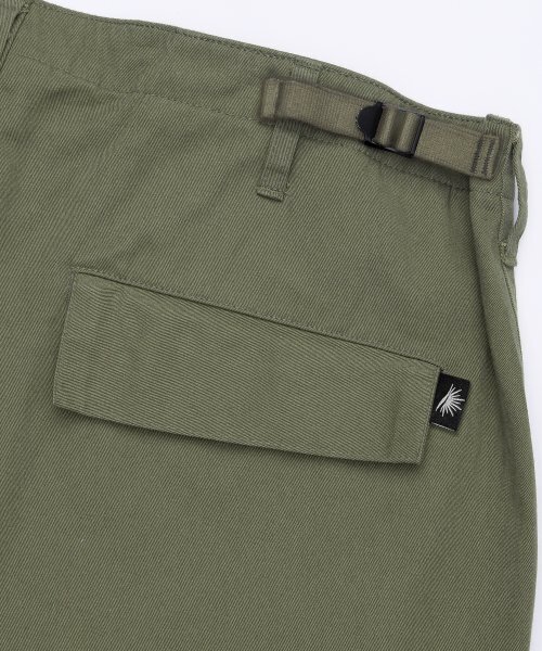 SUNDAY FRUIT MARKET（サンデーフルーツマーケット）の「CARGO PANT KHAKI（その他パンツ・メンズ・その他・FREE）」の3枚目の写真