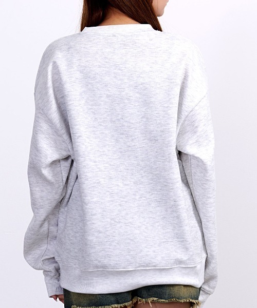 Disney（ディズニー）の「『DISNEY/ディズニー』クルーネック MICKEY 長袖SWTシャツ（Tシャツ/カットソー・レディース・ブラック/オートミール・LL/L/M）」の8枚目の写真