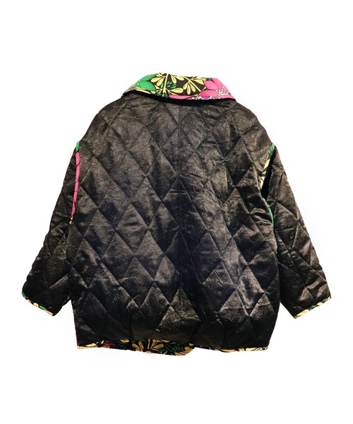 moyan ecri(モヤン エクリ)の「<moyan ecri>無地×総柄リバーシブルブルゾンSuper hight neck reversible blouson(ブルゾン・レディース・アイボリー/ブラック系その他・FREE)」の15枚目の写真