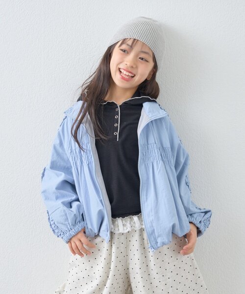 CIAOPANIC TYPY（チャオパニックティピー）の「【KIDS】《ジュニアサイズあり》シャーリングフリルギャザーマンパ（ブルゾン・キッズ・チャコールグレー/サックスブルー/オフホワイト・110/150/130）」の16枚目の写真