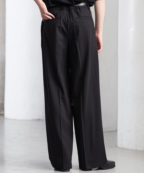 CLEL(クレイル)の「【CLEL】Summer Wool Blend Semi-wide Tuck Slacks / サマーウールブレンド セミワイドタックスラックス【セットアップ対応】(スラックス・メンズ・ブラック/グレー/モカ・M/S/L/XS)」の15枚目の写真