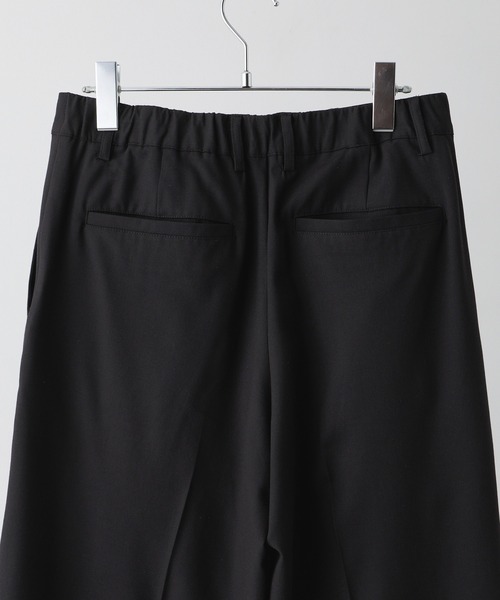 CLEL(クレイル)の「【CLEL】Summer Wool Blend Semi-wide Tuck Slacks / サマーウールブレンド セミワイドタックスラックス【セットアップ対応】(スラックス・メンズ・ブラック/グレー/モカ・M/S/L/XS)」の8枚目の写真