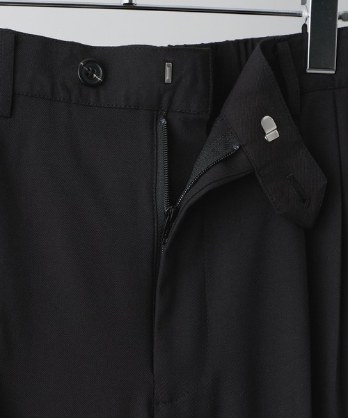 CLEL(クレイル)の「【CLEL】Summer Wool Blend Semi-wide Tuck Slacks / サマーウールブレンド セミワイドタックスラックス【セットアップ対応】(スラックス・メンズ・ブラック/グレー/モカ・M/S/L/XS)」の9枚目の写真