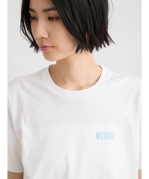MIESROHE(ミースロエ)の「バックプリントロゴTシャツ(Tシャツ/カットソー・レディース・グレー/ベージュ/ホワイト・F)」の7枚目の写真