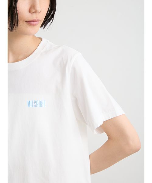 MIESROHE(ミースロエ)の「バックプリントロゴTシャツ(Tシャツ/カットソー・レディース・グレー/ベージュ/ホワイト・F)」の8枚目の写真