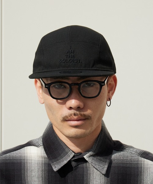 TAKAHIROMIYASHITATheSoloIst.（タカヒロミヤシタザソロイスト）の「TAKAHIROMIYASHITATheSoloIst./タカヒロミヤシタザソロイスト. ×NEW ERA/ニューエラ Jet Cap フラットバイザー 5パネルキャップ 2026年春夏（キャップ・メンズ・ブラック・FREE）」の5枚目の写真