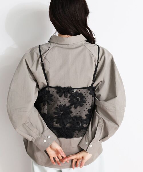 le.coeur blanc(ルクールブラン)の「TORRAZZO DONNAフローラルレースキャミ(キャミソール・レディース・ホワイト/ブラック・38)」の18枚目の写真