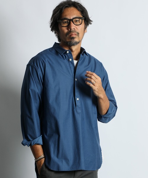 The DUFFER of ST.GEORGE(ザダファーオブセントジョージ)の「SHORT COLLAR PO SHIRT:バックサテン ショートカラー プルオーバーシャツ(シャツ/ブラウス・メンズ・オフホワイト/チャコールグレー/ライトブルー・X-LARGE/LARGE/MEDIUM/SMALL)」の8枚目の写真