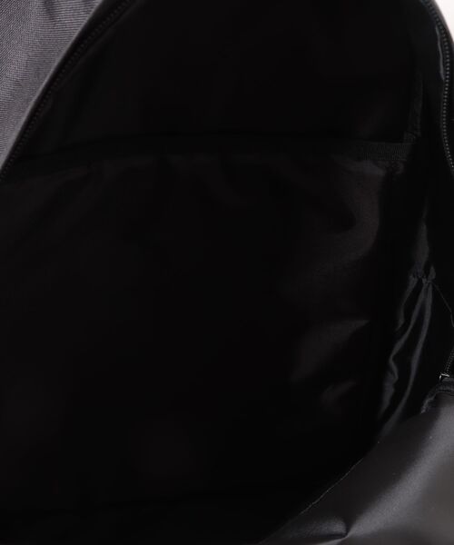 Disney(ディズニー)の「【 Disney 】 ワンポイント刺繍 バックパック 26S2(バックパック/リュック・レディース・ブラック系その他2/ブラック系その他/ブラック系その他3・FREE)」の8枚目の写真