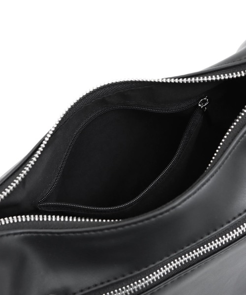 ANAP(アナップ)の「シンプル サイドポケット ショルダーバッグ(ショルダーバッグ・レディース・ホワイト/ブラック・F)」の12枚目の写真