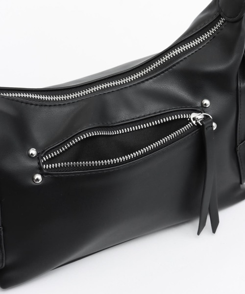 ANAP(アナップ)の「シンプル サイドポケット ショルダーバッグ(ショルダーバッグ・レディース・ホワイト/ブラック・F)」の11枚目の写真