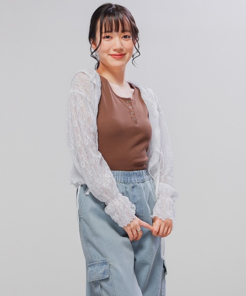 Honeys（ハニーズ）の「【ＵＶカット】ヘンリーネックタンク（タンクトップ・レディース・ブラウン/レッド/オートミール/アイボリー/ブラック・L/M/S）」の20枚目の写真