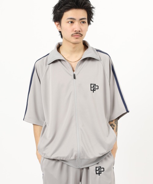 FUNALIVE(ファンアライブ)の「ハイネック ロゴ 5分袖 トラックジャケット(Tシャツ/カットソー・メンズ・ブラック/グレー/ネイビー/ブラウン・LL/L/M)」の18枚目の写真