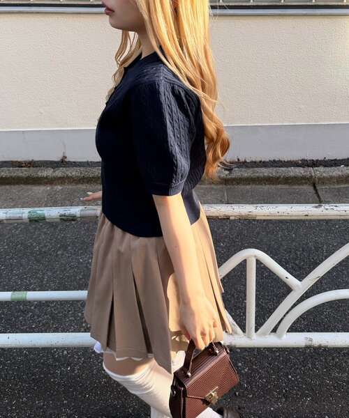 continuer de NICE CLAUP(コンティニューデナイスクラップ)の「【スタイリッシュで可愛らしいデザインが魅力】ケーブル半袖ポロニット(ニット/セーター・レディース・アイボリー/ネイビー/レッド/トップグレー/その他12・FREE)」の16枚目の写真
