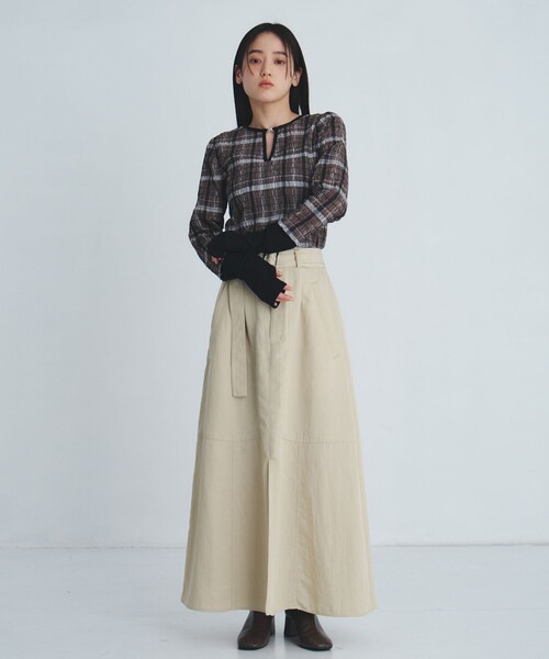 UNITED TOKYO(ユナイテッドトウキョウ)の「【ブラック残りわずか!】シャーリングレイヤーTOP|ウォッシャブル/ロンT/春服(Tシャツ/カットソー・レディース・ブラウン/ブラック・FREE)」の16枚目の写真
