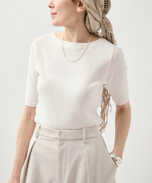 VERMEIL par iena（ヴェルメイユパーイエナ）の「ランダムRIB ボートネック ハーフスリーブ プルオーバー（ニット/セーター・レディース・ブラック/グリーン/ホワイト・FREE）」の12枚目の写真