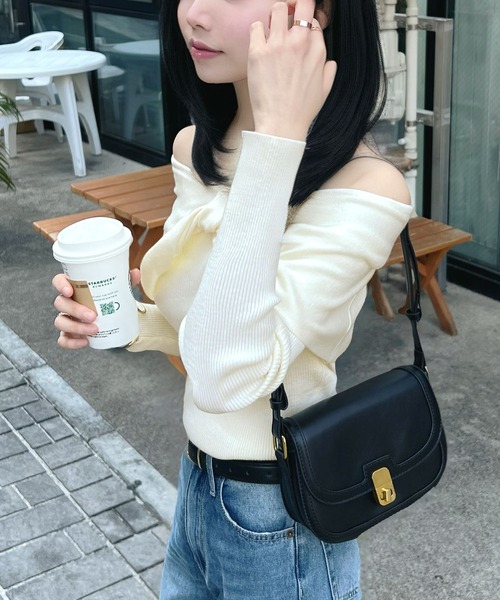 CHARME BY MICOLA（シャルムバイミコラ）の「フロントリボンオフショルダートップス（Tシャツ/カットソー・レディース・ブラック/アイボリー/ピンク・LARGE/MEDIUM）」の11枚目の写真