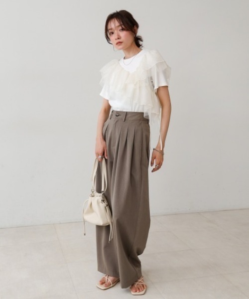 Bab（バブ）の「アシメフリルドッキングカットソー（Tシャツ/カットソー・レディース・ブルー/オフホワイト/ブラック・FREE）」の5枚目の写真