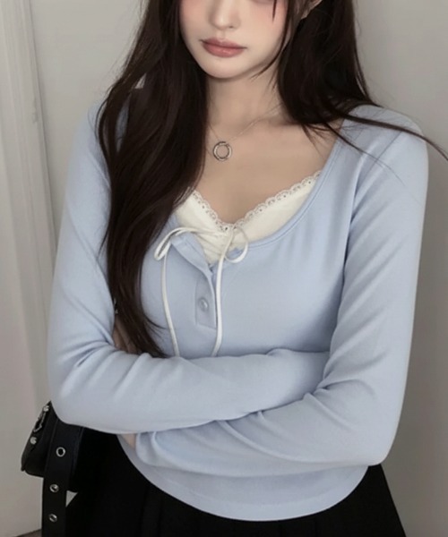 Emilie(エミリー)の「インナードッキング レイヤード風ヘンリーネックロンT(Tシャツ/カットソー・レディース・ピンク/グレー/クリーム/アイボリー/ブラック/ライトブルー・FREE)」の5枚目の写真