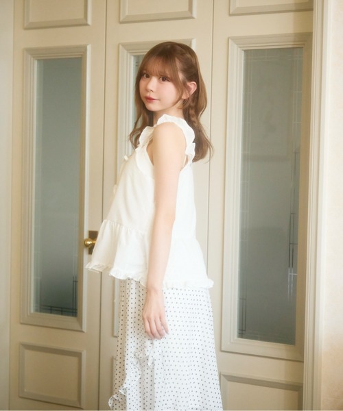 TITTY&CO.(ティティーアンドコー)の「リボンフリルキャミトップス(キャミソール・レディース・ネイビー/ブラック/ホワイト・FREE)」の5枚目の写真