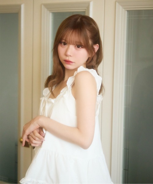 TITTY&CO.(ティティーアンドコー)の「リボンフリルキャミトップス(キャミソール・レディース・ネイビー/ブラック/ホワイト・FREE)」の7枚目の写真