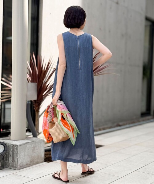 MICO COULIER（ミコクリエ）の「シアーデニムパネルワンピース（ワンピース・レディース・チャコールグレー/ネイビー/サックスブルー・38）」の11枚目の写真