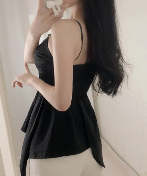 VIVID LADY(ビビッドレディー)の「ツイストデザイン アシンメトリー キャミトップス(シャツ/ブラウス・レディース・ホワイト/ブラック・FREE)」の12枚目の写真