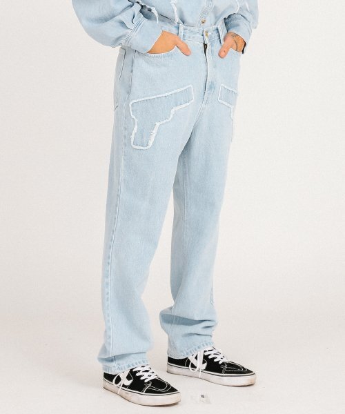AJOBYAJO（アジョバイアジョ）の「Gun Washed Jeans [Sky Blue]（デニムパンツ・レディース・その他・LARGE/MEDIUM）」の8枚目の写真