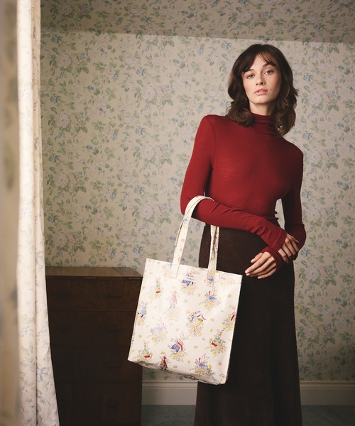 Cath Kidston(キャスキッドソン)の「ラージ ブックバッグ Easter Bunnies(トートバッグ・レディース・クリーム・FREE)」の9枚目の写真