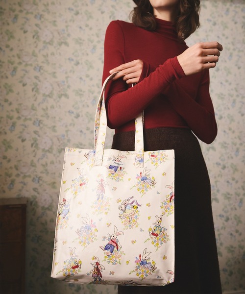 Cath Kidston(キャスキッドソン)の「ラージ ブックバッグ Easter Bunnies(トートバッグ・レディース・クリーム・FREE)」の8枚目の写真