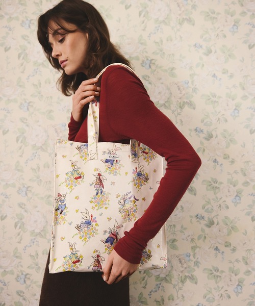 Cath Kidston(キャスキッドソン)の「ラージ ブックバッグ Easter Bunnies(トートバッグ・レディース・クリーム・FREE)」の12枚目の写真
