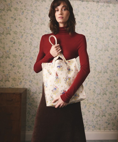 Cath Kidston(キャスキッドソン)の「ラージ ブックバッグ Easter Bunnies(トートバッグ・レディース・クリーム・FREE)」の11枚目の写真