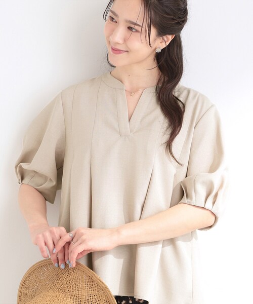 SHOO・LA・RUE(シューラルー)の「【高レビュー/洗濯後しわになりにくい/インせず着られる】自然に体型カバー 麻調ペプラムブラウス(シャツ/ブラウス・レディース・ブルー系その他/ブラック系1/ブルー系その他4/ライトベージュ/ブラウン系その他/ベージュ系その他5/グリーン系・04/03/02/01)」の4枚目の写真